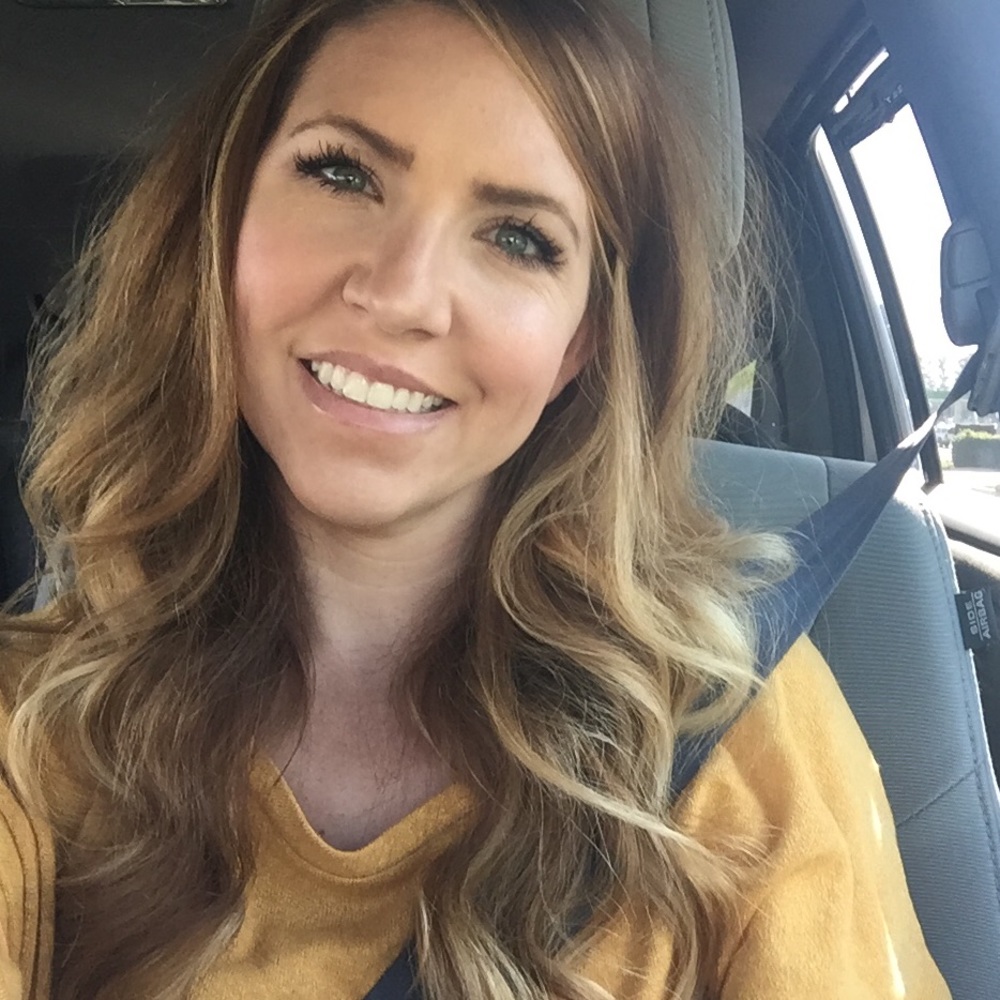 Meet your Posher, Marissa